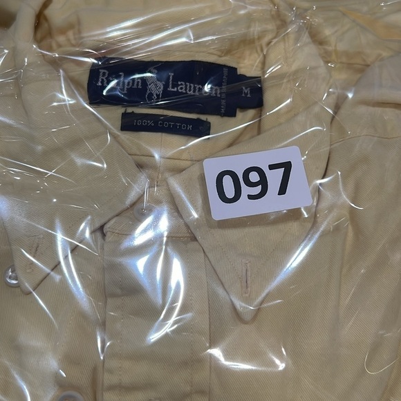 Polo Ralph Lauren Men’s Medium Yellow Rare Pocket Embroidered Logo Crest Shirt - Picture 8 of 8